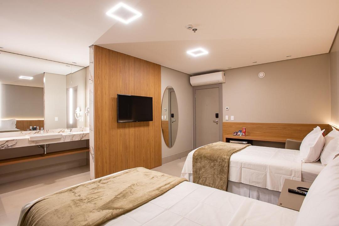 Amazon Aeroporto Hotel Cuiabá Kültér fotó
