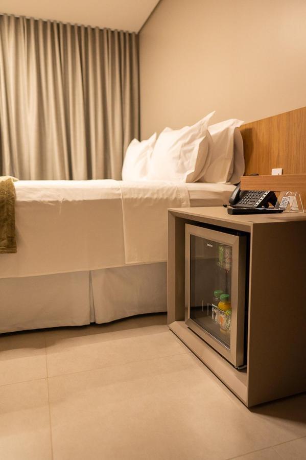 Amazon Aeroporto Hotel Cuiabá Kültér fotó